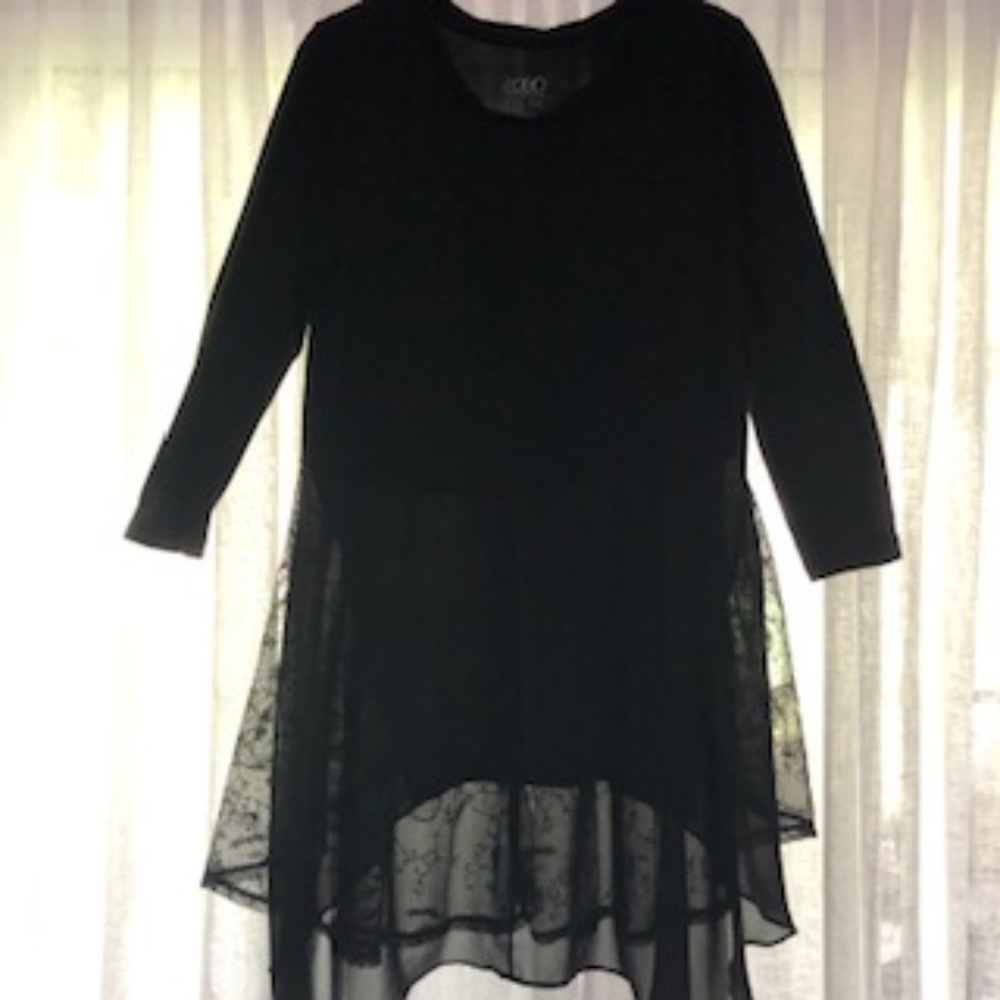 LOGO  Small Black Lace Inset Tunic
